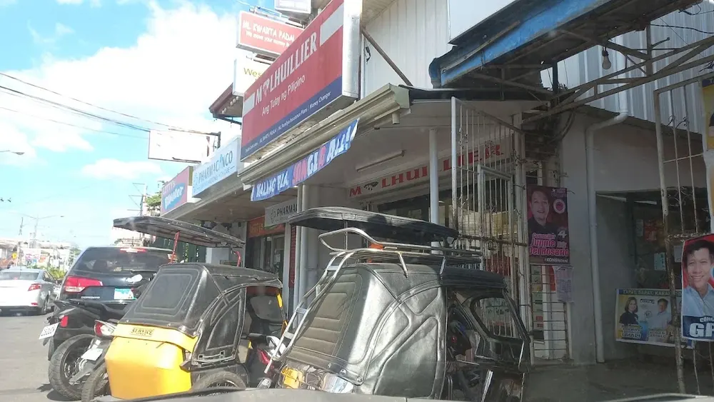 M Lhuillier - Cabanatuan 1