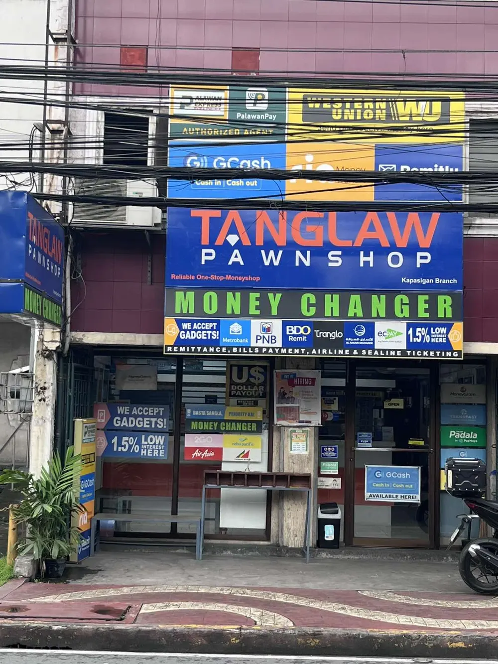 Tanglaw Pawnshop-Pasig1